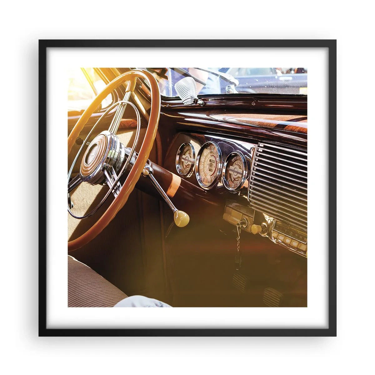 Póster en marco negro - Un soplo de lujo del pasado - 50x50 cm