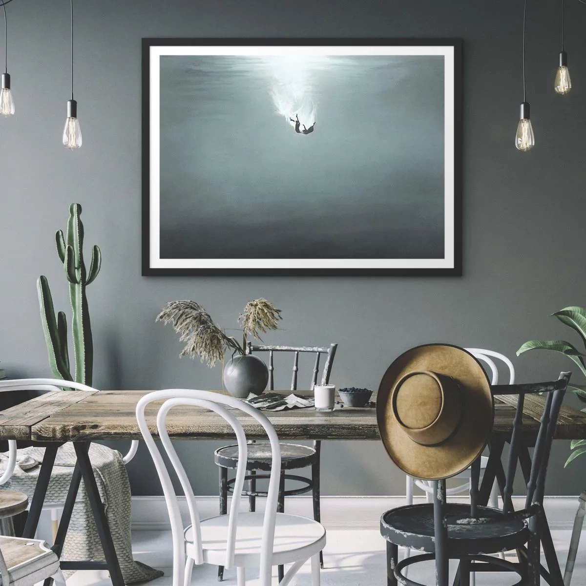 Póster en marco negro - Una figura sumergida en aguas turquesas profundas. - 70x50cm - En el abrazo del océano - Decoración de pared moderna para salón y dormitorio ARTTOR