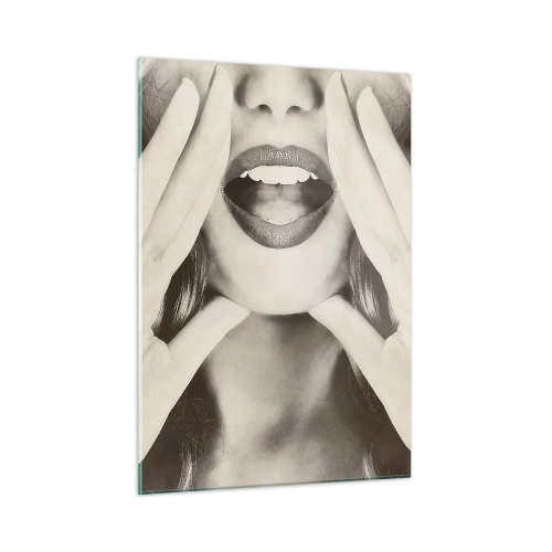 Cuadro sobre vidrio - Impresiones sobre Vidrio - Una mujer con lápiz labial en los labios y las manos en la cara. - 50x70cm - ¡Ya estoy en camino! - Decoración de pared moderna para salón y dormitorio ARTTOR