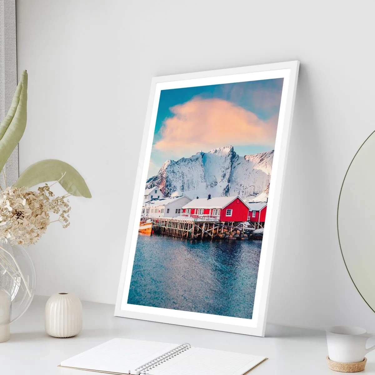 Póster en marco blanco - Un retiro en el norte - 61x91 cm