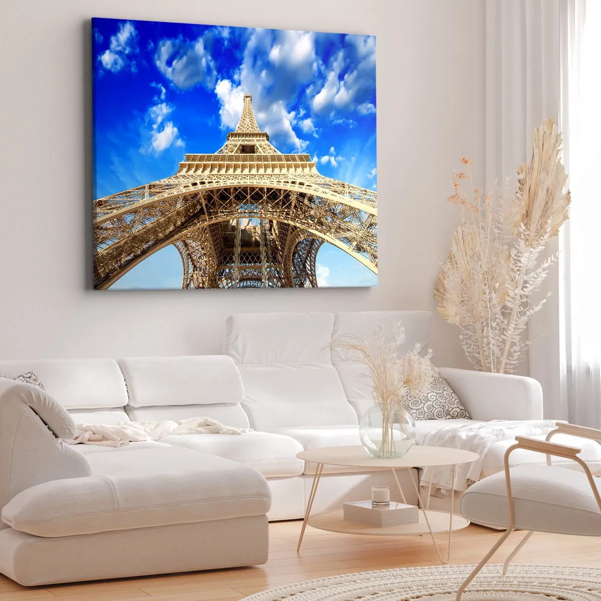 Cuadro sobre lienzo - Impresión de Imagen - La Torre Eiffel desde abajo contra un cielo azul - 70x50cm - Alcanzando el cielo y las nubes - Decoración de pared moderna para salón y dormitorio ARTTOR