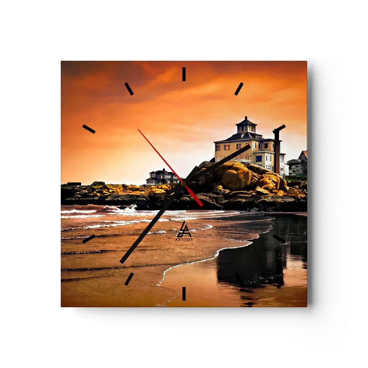 Reloj de pared - Reloj de vidrio - Una casa sobre una roca junto a la playa al atardecer con su reflejo en el agua. - 30x30cm - La elegancia de la costa oeste - Decoración de pared moderna para salón y dormitorio ARTTOR