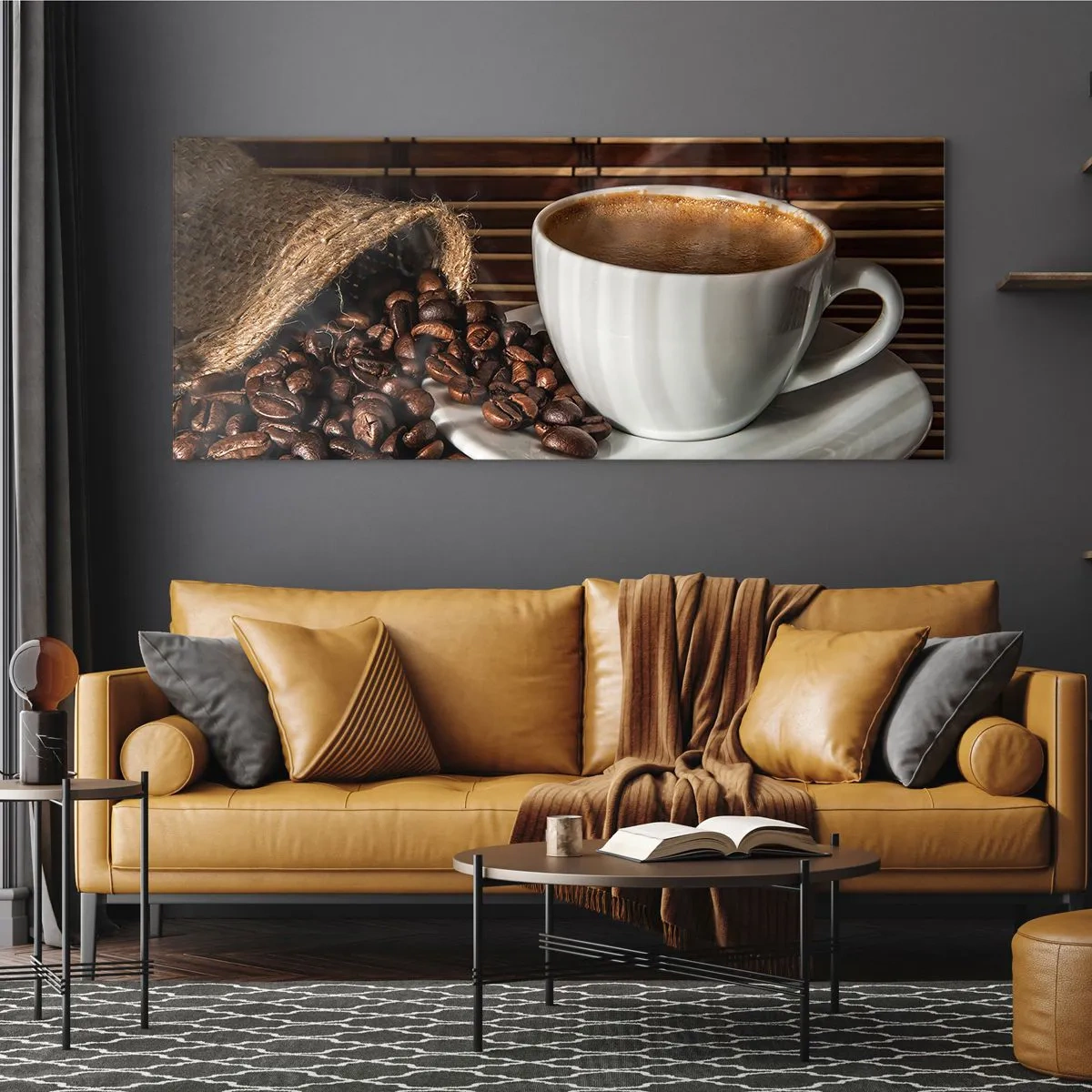 Cuadro sobre vidrio - Impresiones sobre Vidrio - Una taza de café con granos sobre un fondo de bambú. - 160x50cm - La negrura del carbón, la transparencia del ámbar - Decoración de pared moderna para salón y dormitorio ARTTOR