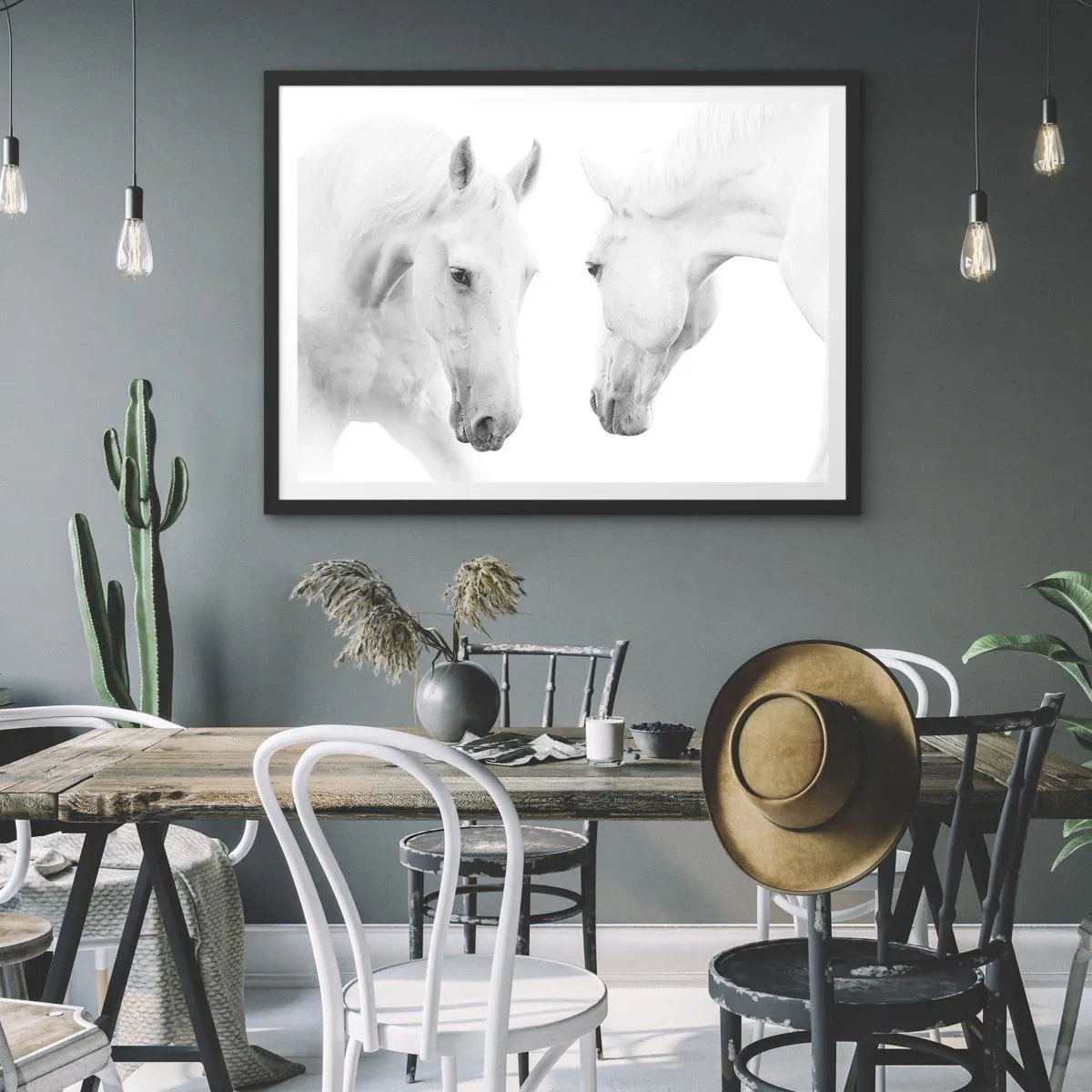 Póster en marco negro - Un retrato minimalista de dos caballos blancos. - 70x50cm - ¿Es esto realmente la amistad...? - Decoración de pared moderna para salón y dormitorio ARTTOR