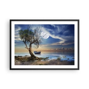 Póster en marco negro - Un árbol solitario y un barco en aguas tranquilas bajo la luna llena. - 70x50cm - ¿Es el final o el principio? - Decoración de pared moderna para salón y dormitorio ARTTOR