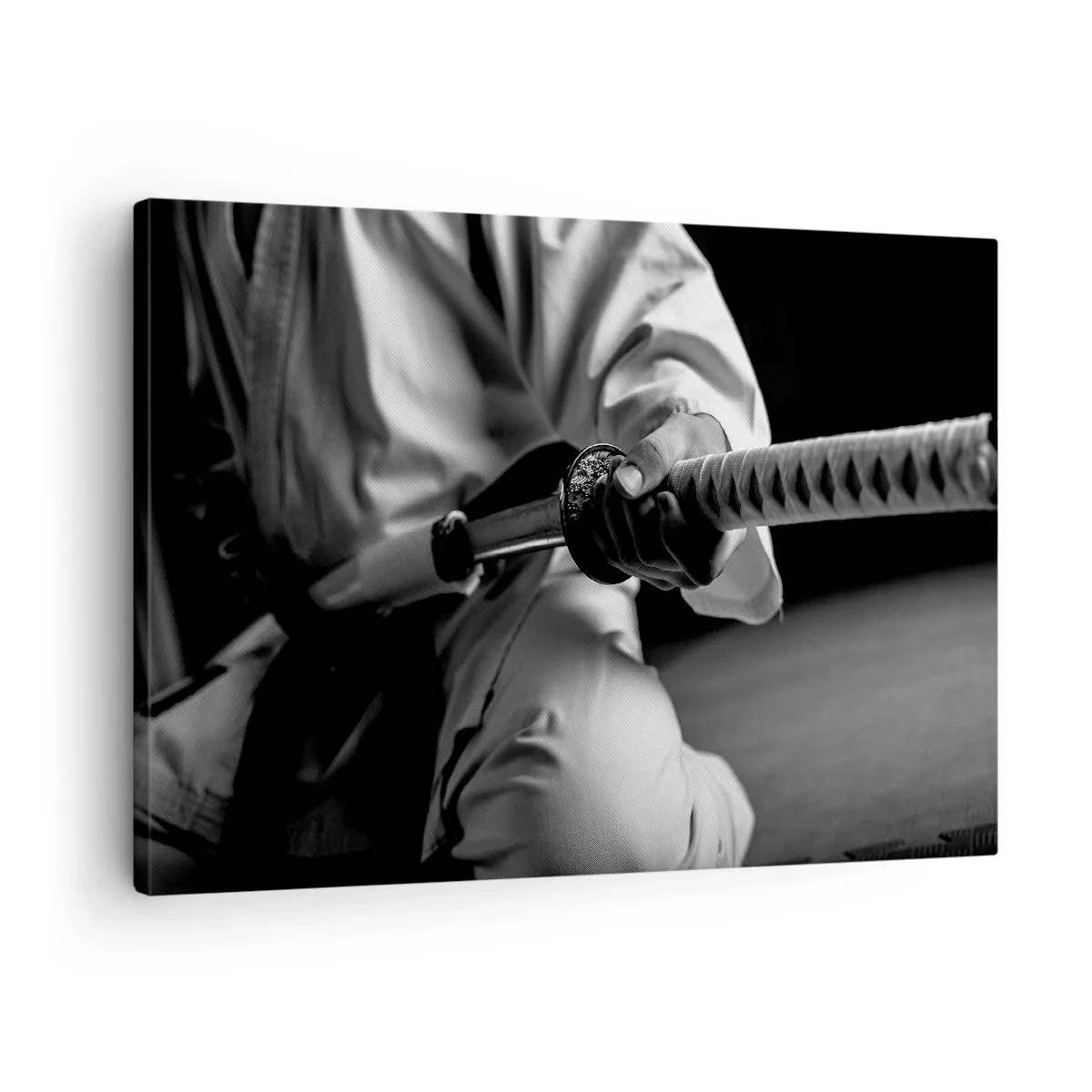 Cuadro sobre lienzo - Impresión de Imagen - Un samurái con kimono sosteniendo una katana en blanco y negro. - 70x50cm - Alma de guerrero - Decoración de pared moderna para salón y dormitorio ARTTOR