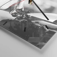 Esfera sin numeración, con rayas