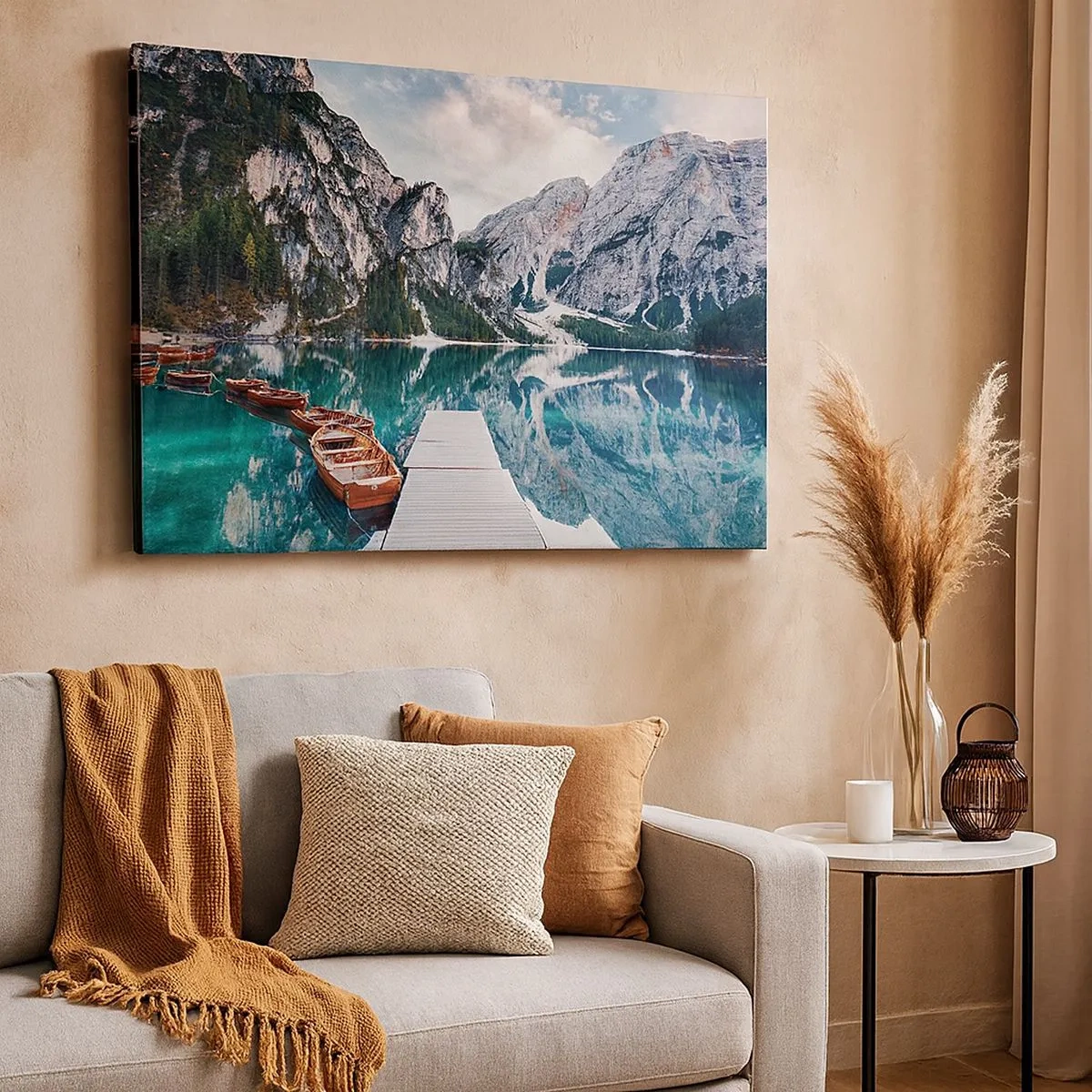 Cuadro sobre lienzo - Impresión de Imagen - Un lago con barcos rodeado de montañas. - 70x50cm - Te mostraremos la fuente de la belleza - Decoración de pared moderna para salón y dormitorio ARTTOR