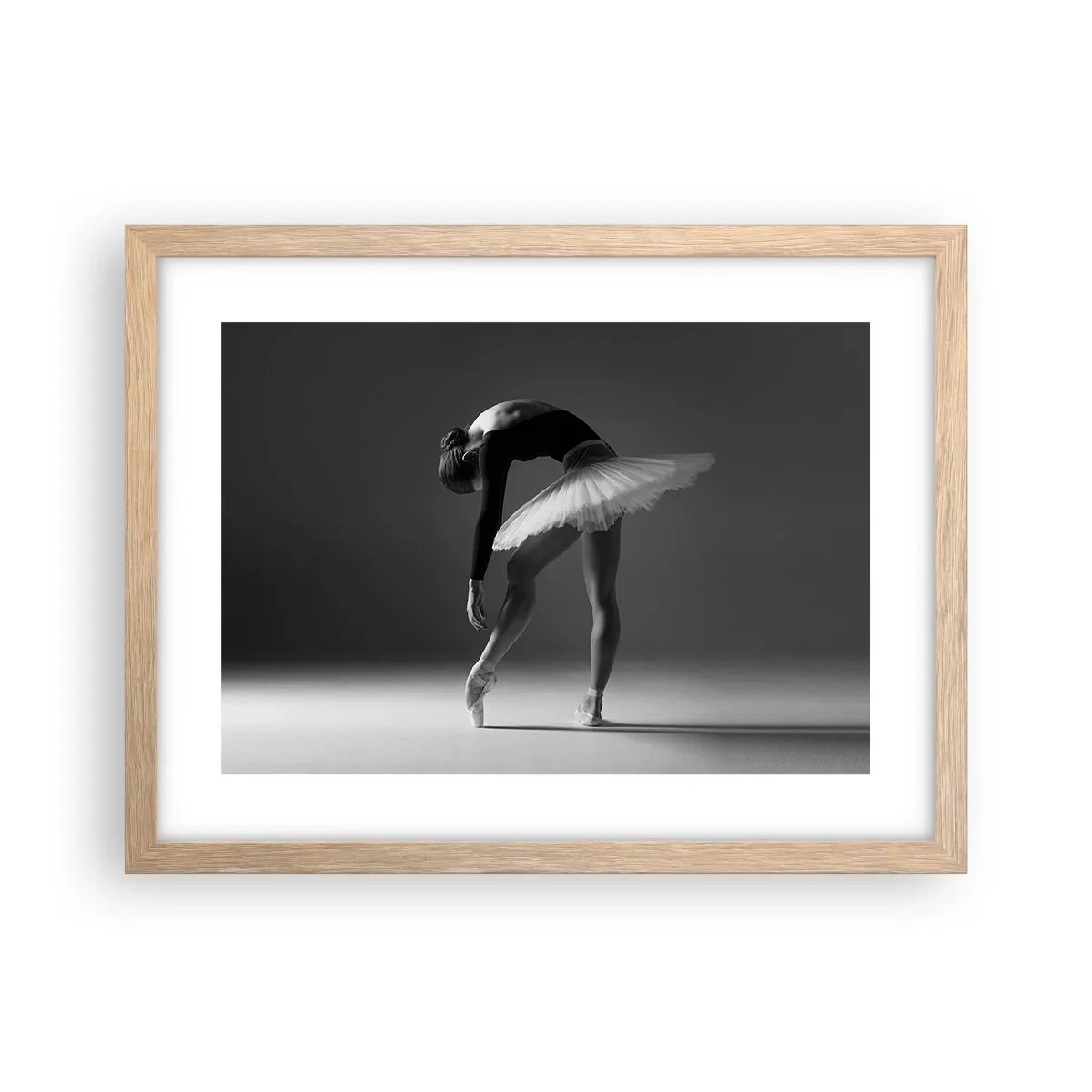 Póster en marco roble claro - Bella bailarina - 40x30 cm