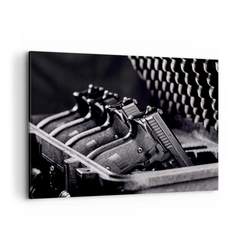 Cuadro sobre lienzo - Impresión de Imagen - Una imagen en blanco y negro de una pila de armas en una maleta. - 100x70cm - ¡Fuego! - Decoración de pared moderna para salón y dormitorio ARTTOR
