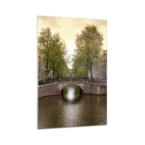 Cuadro sobre vidrio - Impresiones sobre Vidrio - Un canal en Ámsterdam rodeado de casas de vecindad históricas - 70x100cm - ¿En barco o en bicicleta? - Decoración de pared moderna para salón y dormitorio ARTTOR