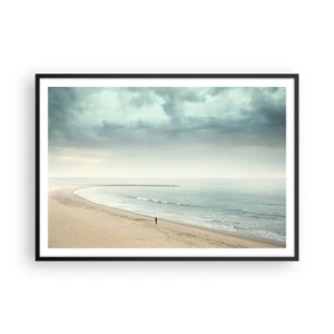 Póster en marco negro - Una figura solitaria en una playa desierta junto a un mar en calma. - 100x70cm - En busca de la paz - Decoración de pared moderna para salón y dormitorio ARTTOR