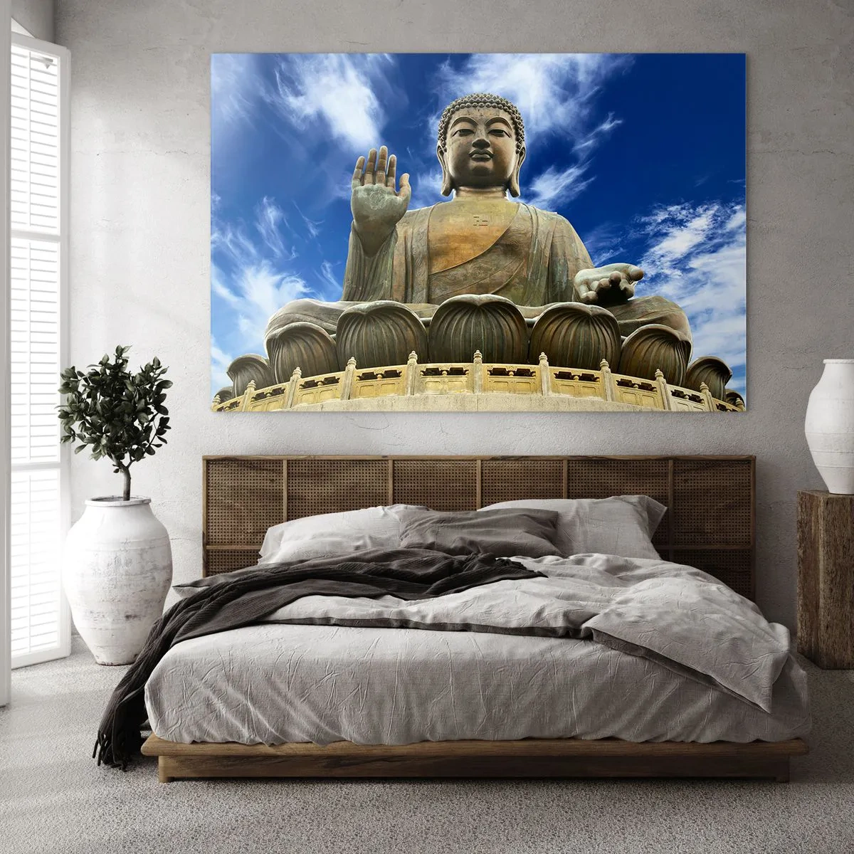 Cuadro sobre vidrio - Impresiones sobre Vidrio - Una gran estatua de Buda contra un cielo azul. - 70x50cm - Vivir sin miedo - Decoración de pared moderna para salón y dormitorio ARTTOR