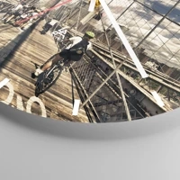 Esfera sin numeración, con rayas