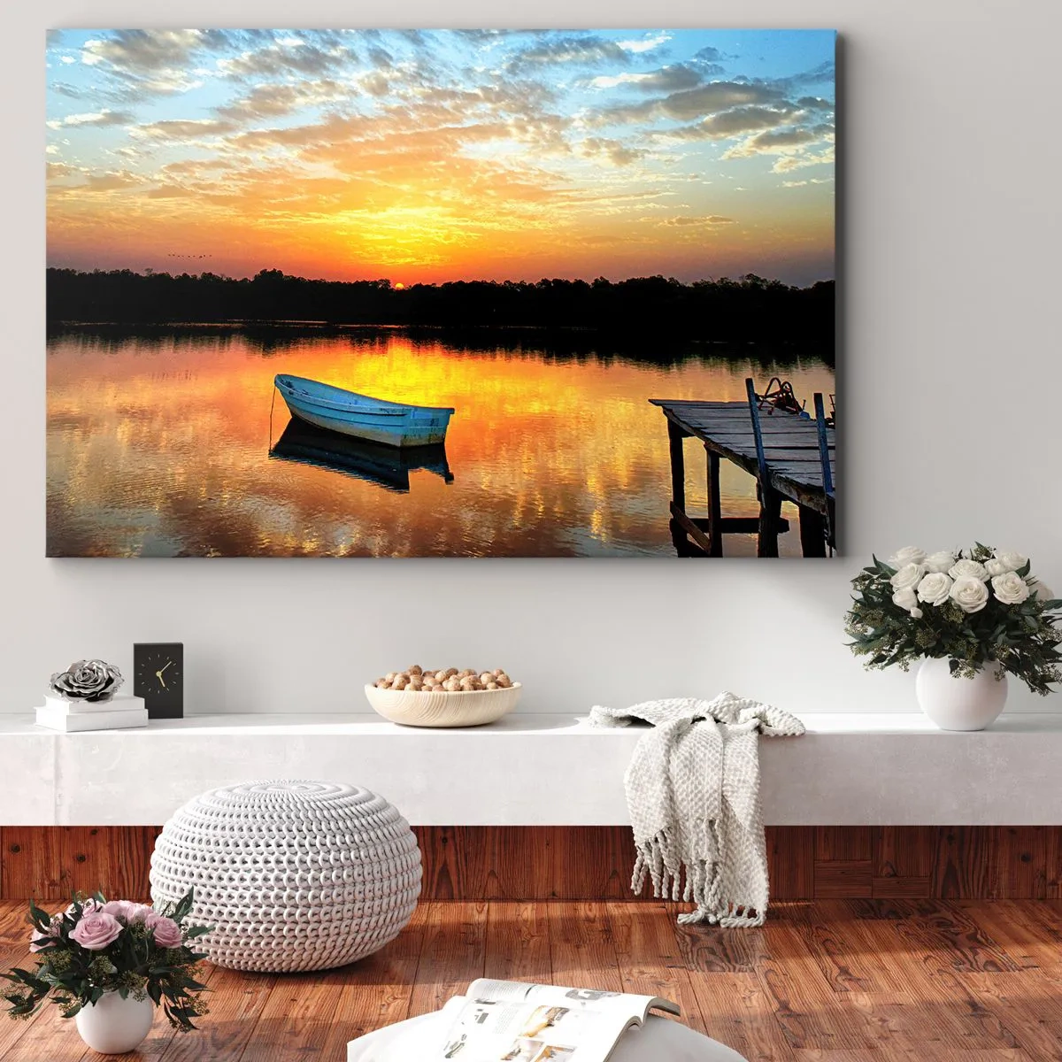 Cuadro sobre lienzo - Impresión de Imagen - Un barco en un lago tranquilo durante la puesta de sol. - 100x70cm - Mirar, escuchar, meditar - Decoración de pared moderna para salón y dormitorio ARTTOR