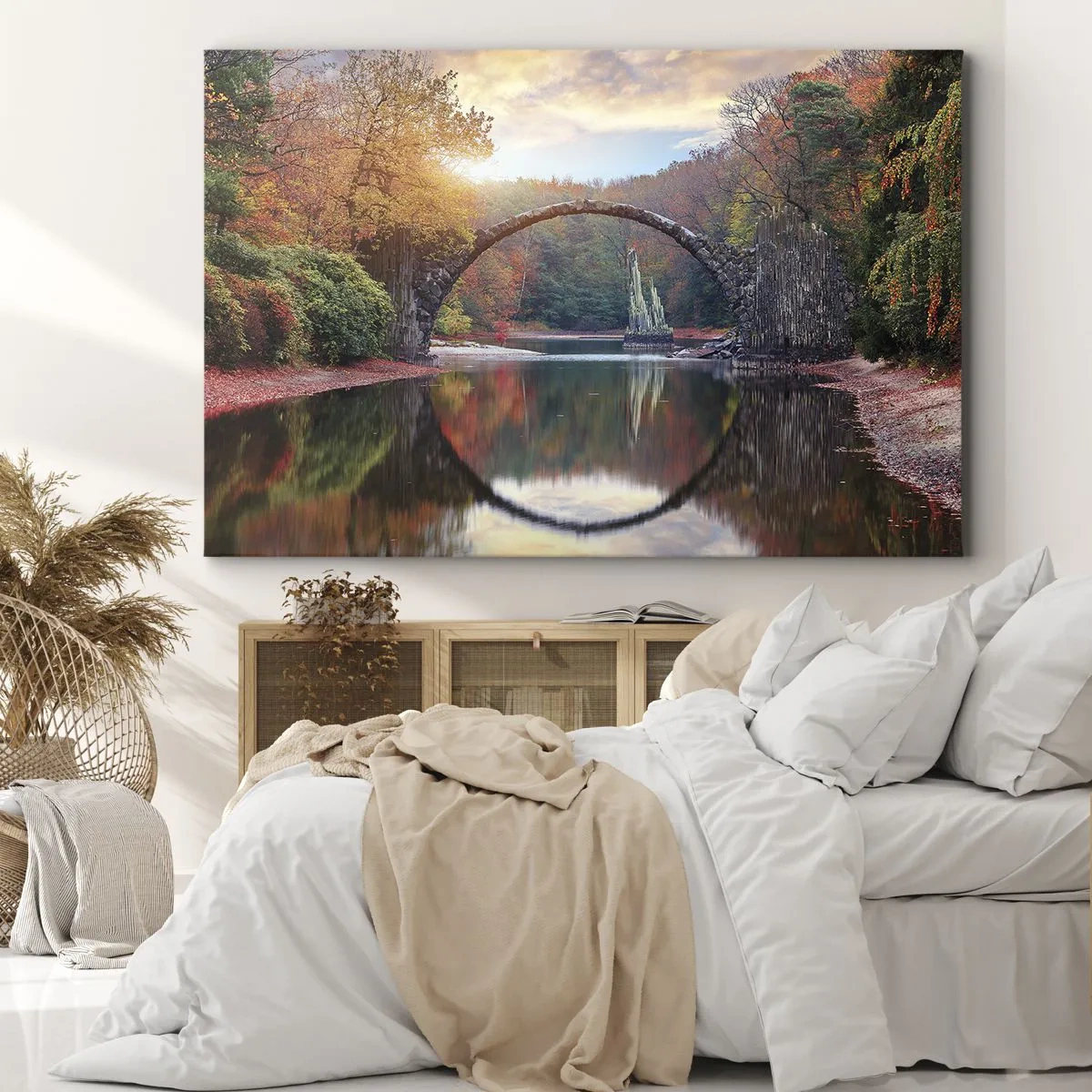 Cuadro sobre lienzo - Impresión de Imagen - Un puente de piedra en un paisaje otoñal sobre aguas tranquilas. - 70x50cm - Al otro lado del espejo - Decoración de pared moderna para salón y dormitorio ARTTOR