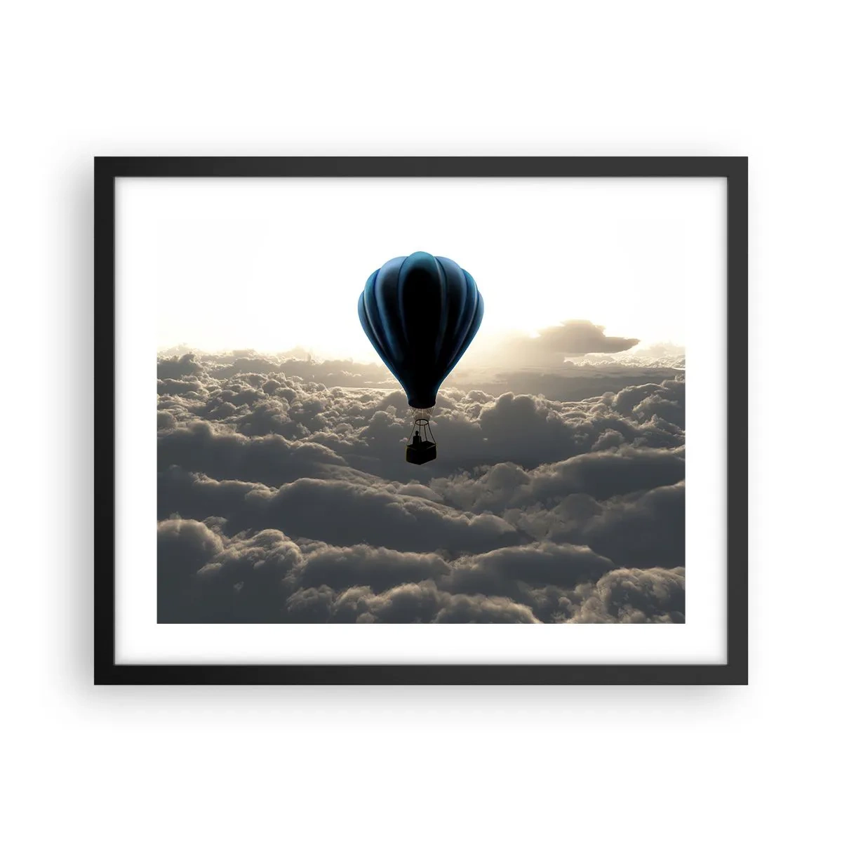 Póster en marco negro - Un viajero por encima de las nubes - 50x40 cm