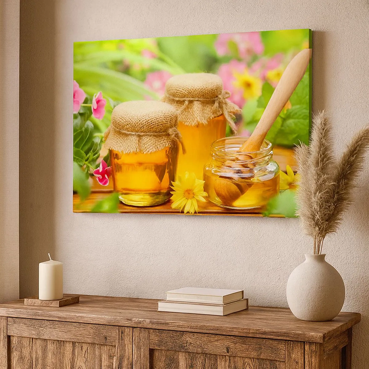 Cuadro sobre lienzo - Impresión de Imagen - Tarros de miel con flores sobre el fondo de un jardín de verano. - 70x50cm - Dulce y floral - Decoración de pared moderna para salón y dormitorio ARTTOR