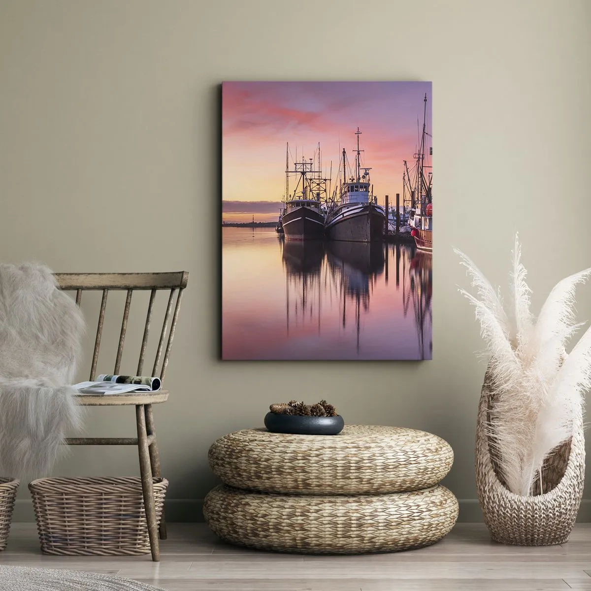 Cuadro sobre lienzo - Impresión de Imagen - Barcos de pesca en el puerto al atardecer - 50x70cm - Descanso antes de partir - Decoración de pared moderna para salón y dormitorio ARTTOR