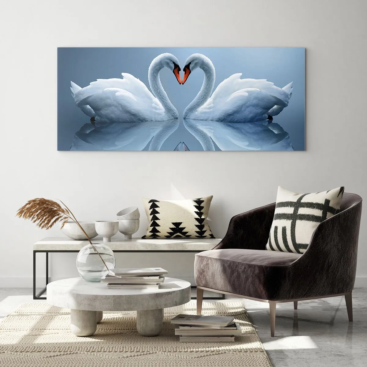 Cuadro sobre vidrio - Impresiones sobre Vidrio - Dos cisnes formando un corazón en una superficie tranquila del agua. - 140x50cm - Tiempo de amor - Decoración de pared moderna para salón y dormitorio ARTTOR