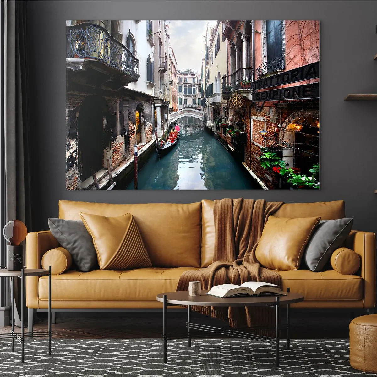 Cuadro sobre vidrio - Impresiones sobre Vidrio - Un canal veneciano con una góndola rodeada de edificios históricos. - 120x80cm - Paisaje veneciano con góndola y puente - Decoración de pared moderna para salón y dormitorio ARTTOR