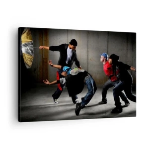 Cuadro sobre lienzo - Impresión de Imagen - Un grupo de bailarines de hip-hop en una coreografía dinámica. - 70x50cm - Bailando con el viento de la calle - Decoración de pared moderna para salón y dormitorio ARTTOR