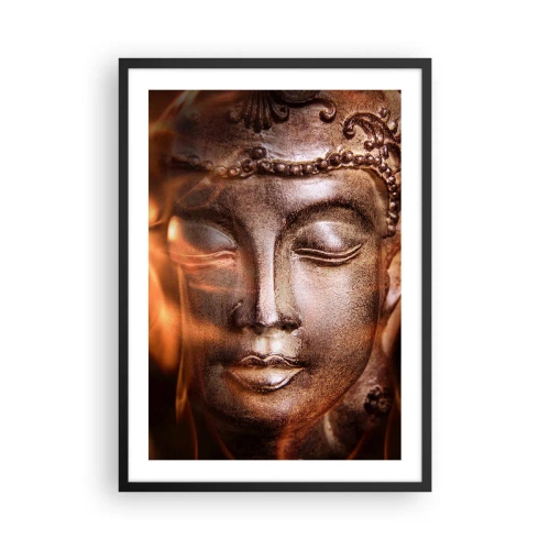 Póster en marco negro - Escultura de Buda que brilla con luz cálida. - 50x70cm - Solo existe el aquí y el ahora - Decoración de pared moderna para salón y dormitorio ARTTOR
