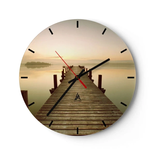 Reloj de pared - Reloj de vidrio - Un embarcadero de madera al amanecer sobre un lago tranquilo. - 30x30cm - Antes del amanecer, al amanecer, la luz - Decoración de pared moderna para salón, cocina y dormitorio ARTTOR