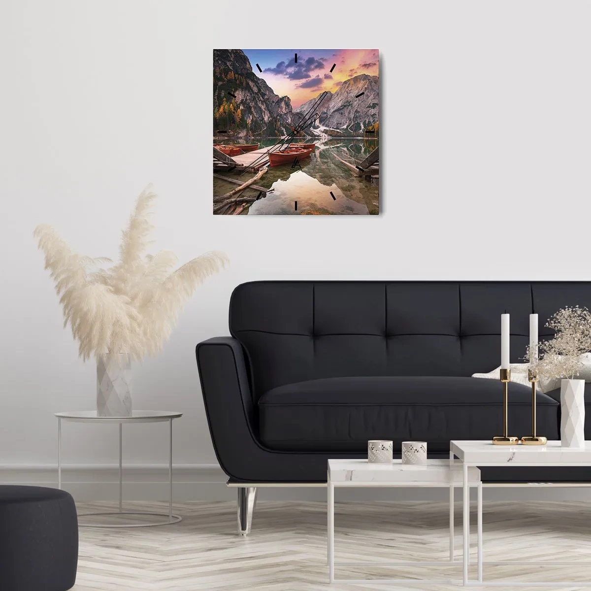 Reloj de pared - Reloj de vidrio - Lago de montaña con barcos al atardecer - 30x30cm - Espejo entre montañas - Decoración de pared moderna para salón y dormitorio ARTTOR