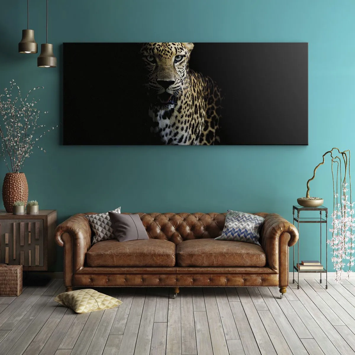 Cuadro sobre lienzo - Impresión de Imagen - Un leopardo sobre un fondo oscuro con una mirada intensa. - 160x50cm - Belleza oscura - Decoración de pared moderna para salón y dormitorio ARTTOR