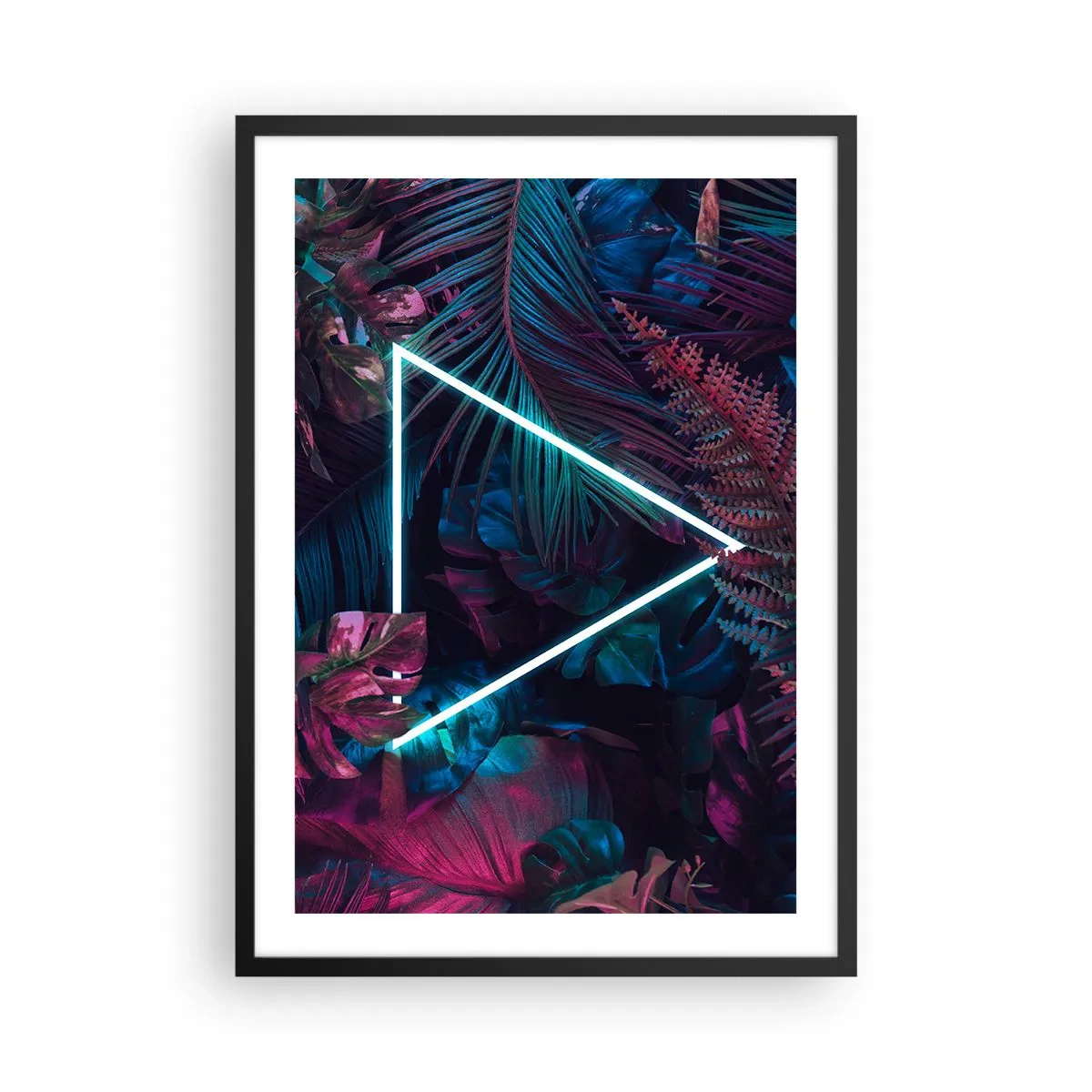 Póster en marco negro - Un triángulo de neón sobre un fondo de vegetación tropical oscura. - 50x70cm - Jardín fluorescente - Decoración de pared moderna para salón y dormitorio ARTTOR