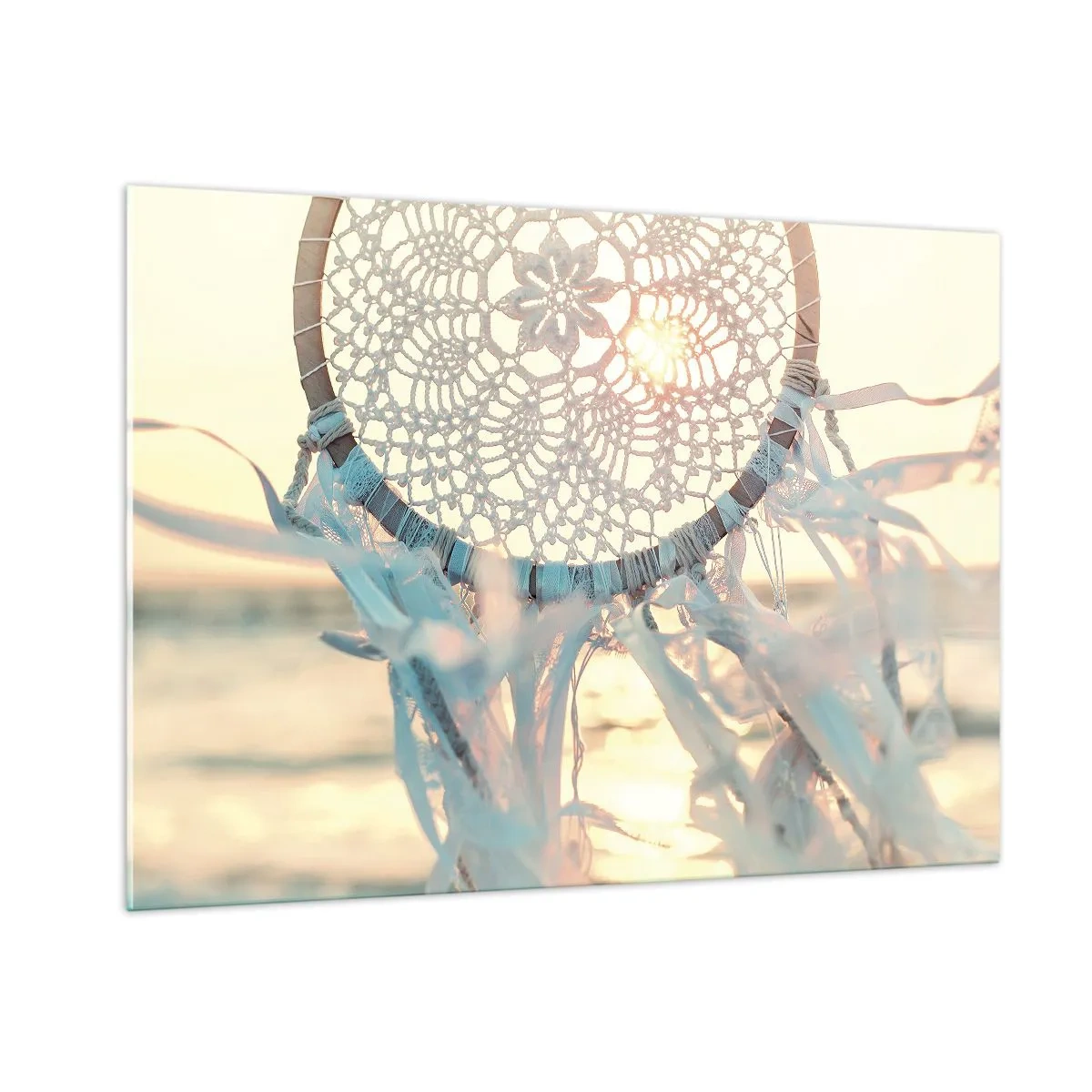 Cuadro sobre vidrio - Impresiones sobre Vidrio - Un tótem de encaje con delicados flecos sobre el fondo de la puesta de sol sobre el mar. - 100x70cm - Tótem sagrado - Decoración de pared moderna para salón y dormitorio ARTTOR