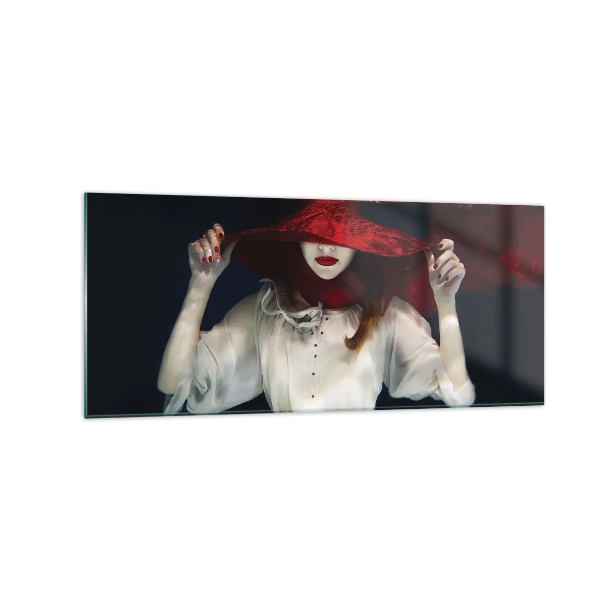 Cuadro sobre vidrio - Impresiones sobre Vidrio - Una mujer con un sombrero rojo sumergida en el agua. - 120x50cm - Blanco y rojo - Decoración de pared moderna para salón y dormitorio ARTTOR