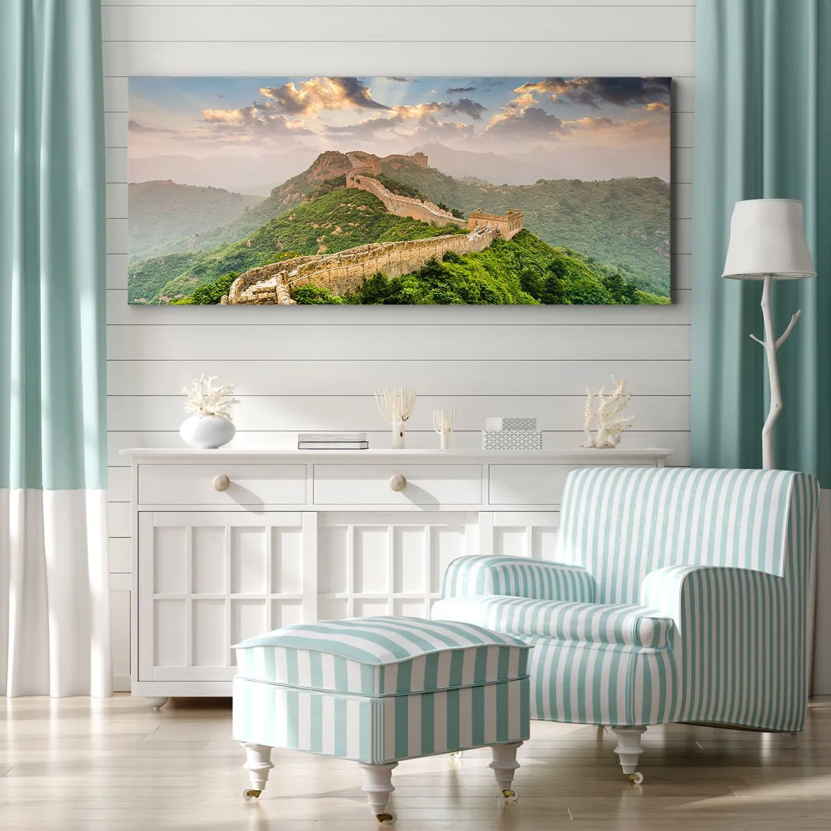 Cuadro sobre lienzo - Impresión de Imagen - La Gran Muralla China iluminada por la luz del sol en un paisaje pintoresco. - 160x50cm - Grandeza duradera - Decoración de pared moderna para salón y dormitorio ARTTOR
