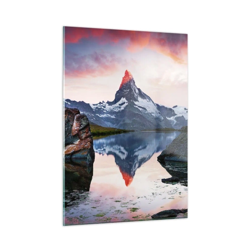 Cuadro sobre vidrio - Impresiones sobre Vidrio - Un pico de montaña reflejado en la tranquila superficie de un lago al atardecer. - 50x70cm - El corazón de las montañas arde - Decoración de pared moderna para salón y dormitorio ARTTOR