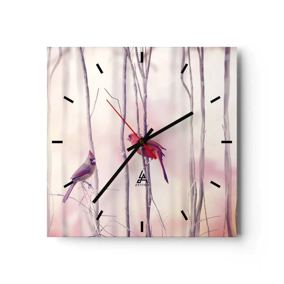 Reloj de pared - Reloj de vidrio - Una pareja de cardenales posados en las ramas en un paisaje pastel. - 30x30cm - Historia de un bosque rosa - Decoración de pared moderna para salón y dormitorio ARTTOR