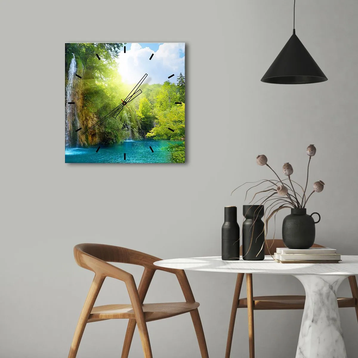 Reloj de pared - Reloj de vidrio - Una cascada que desemboca en un lago turquesa rodeado de vegetación. - 30x30cm - Debe ser el Edén - Decoración de pared moderna para salón y dormitorio ARTTOR