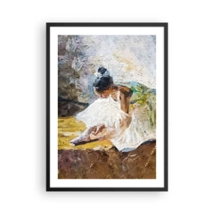 Póster en marco negro - Una bailarina con un vestido blanco se apoya sobre un fondo pictórico. - 50x70cm - De un cuadro de Degas - Decoración de pared moderna para salón y dormitorio ARTTOR