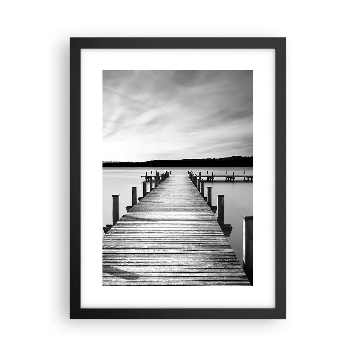 Póster en marco negro - En el lago de la paz - 30x40 cm