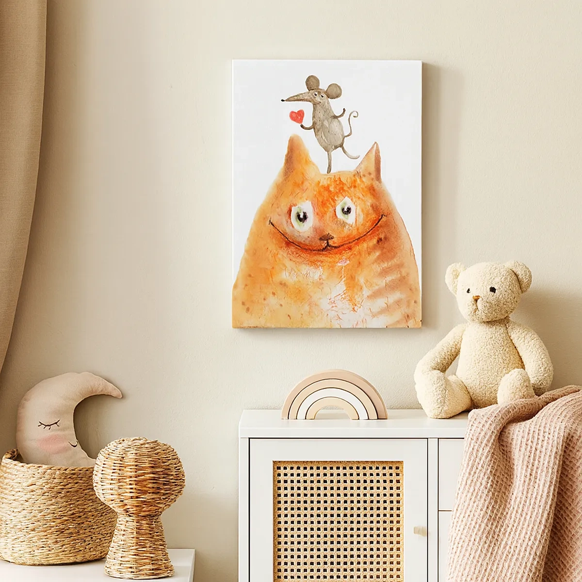 Cuadro sobre lienzo - Impresión de Imagen - Un dibujo de un gato con un ratón en la cabeza sosteniendo un corazón. - 50x70cm - Paradojas del amor - Decoración de pared moderna para salón y dormitorio ARTTOR