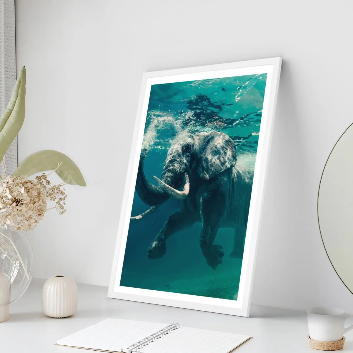 Póster en marco blanco - A todos nos gusta nadar - 70x100 cm