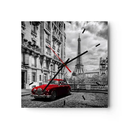Reloj de pared - Reloj de vidrio - Un coche rojo con la Torre Eiffel al fondo en un entorno en blanco y negro. - 30x30cm - Un depredador en la ciudad - Decoración de pared moderna para salón y dormitorio ARTTOR