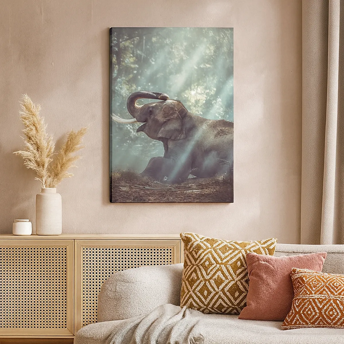 Cuadro sobre lienzo - Impresión de Imagen - Un niño y un elefante en un entorno forestal iluminado por la luz del sol. - 50x70cm - Y escucha esto... - Decoración de pared moderna para salón y dormitorio ARTTOR