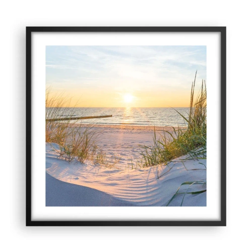 Póster en marco negro - El sonido del mar, el canto de los pájaros, una playa virgen entre las dunas... - 50x50 cm