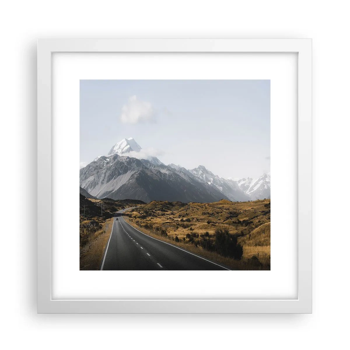 Póster en marco blanco - El camino al corazón de las montañas - 30x30 cm