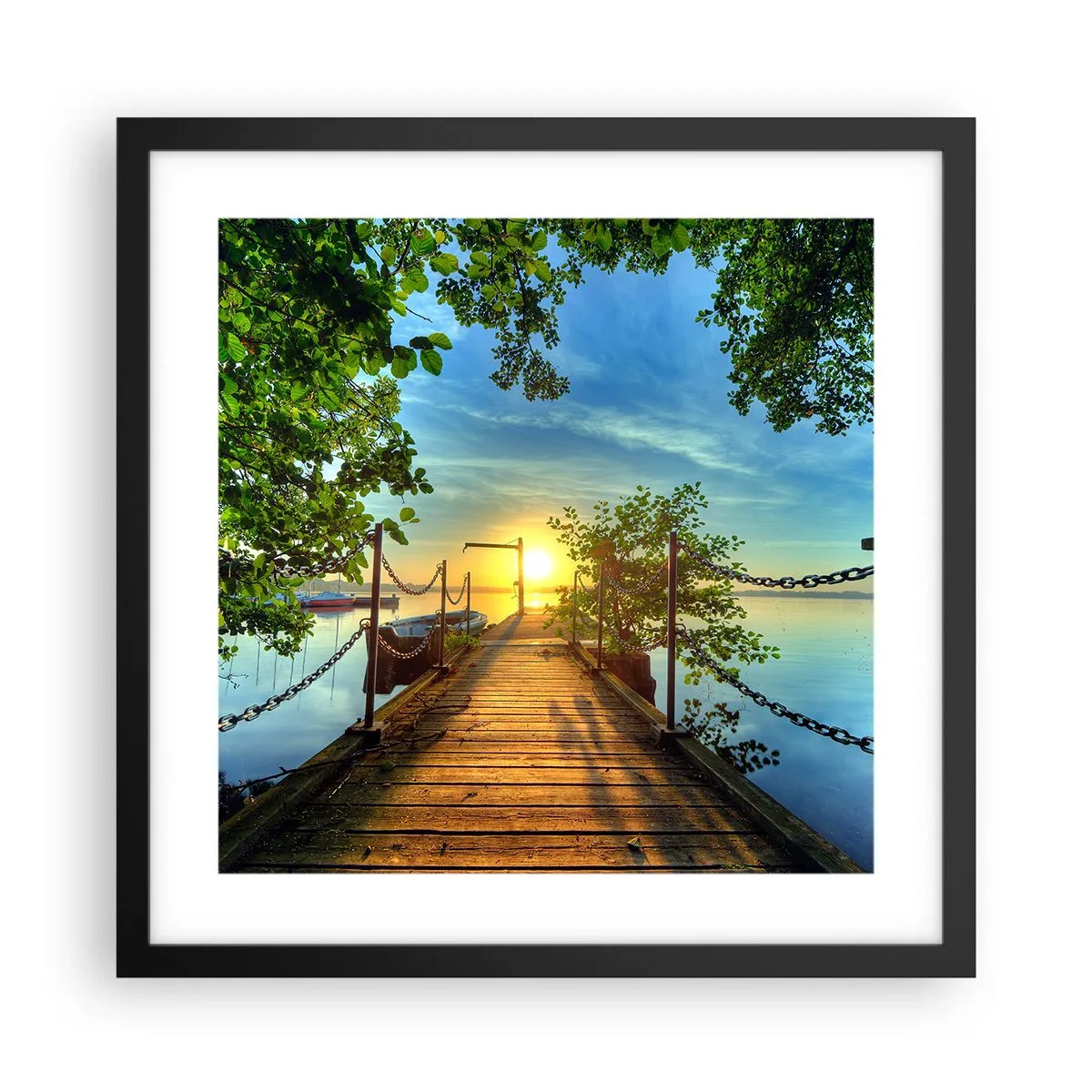 Póster en marco negro - Atardecer junto al agua - 40x40 cm