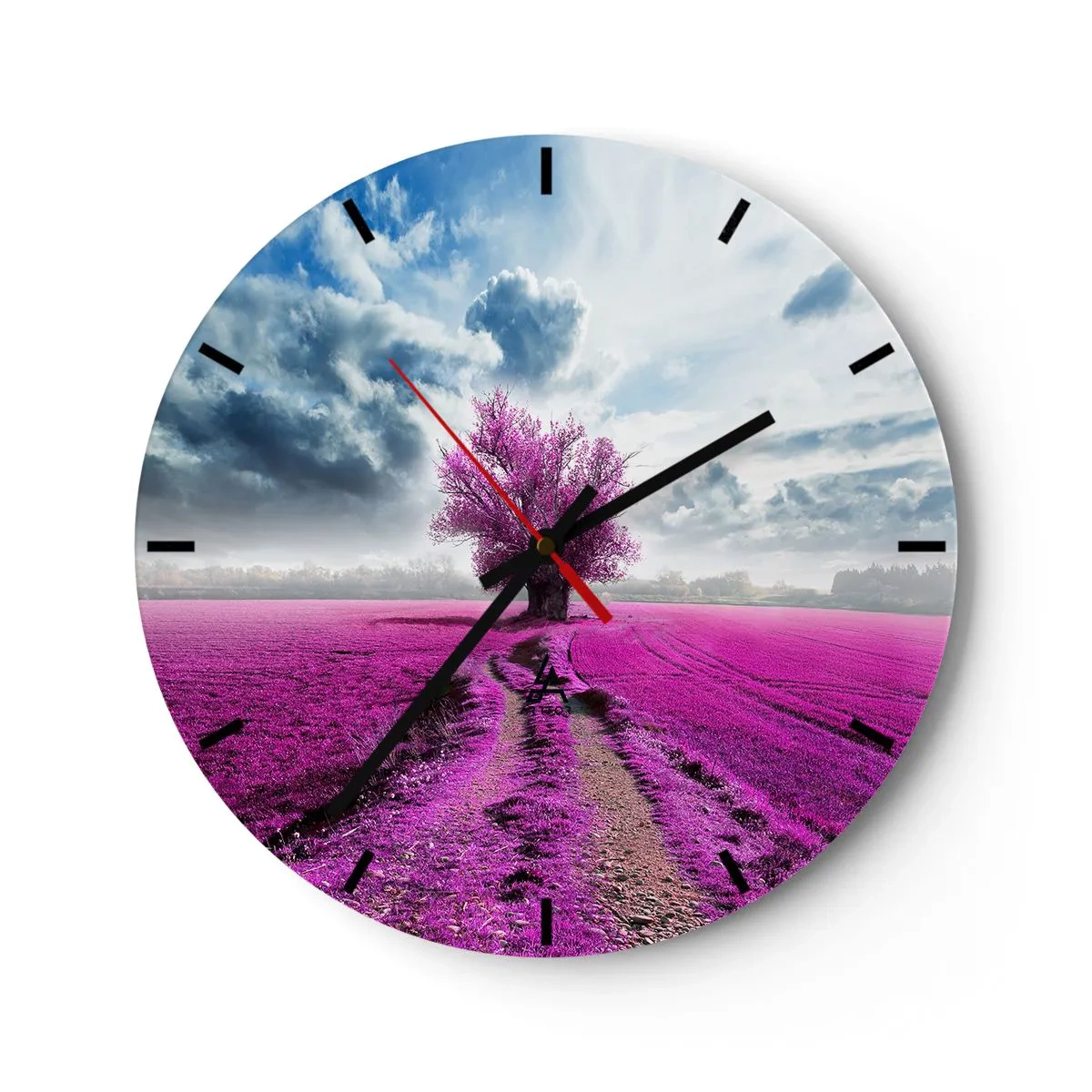 Reloj de pared - Reloj de vidrio - Un campo morado con un árbol solitario contra el fondo de nubes. - 30x30cm - El brezal - un encanto - Decoración de pared moderna para salón, cocina y dormitorio ARTTOR