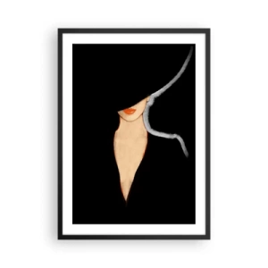 Póster en marco negro - Una mujer con sombrero y labios rojos sobre un fondo negro. - 50x70cm - Elegancia y estilo - Decoración de pared moderna para salón y dormitorio ARTTOR