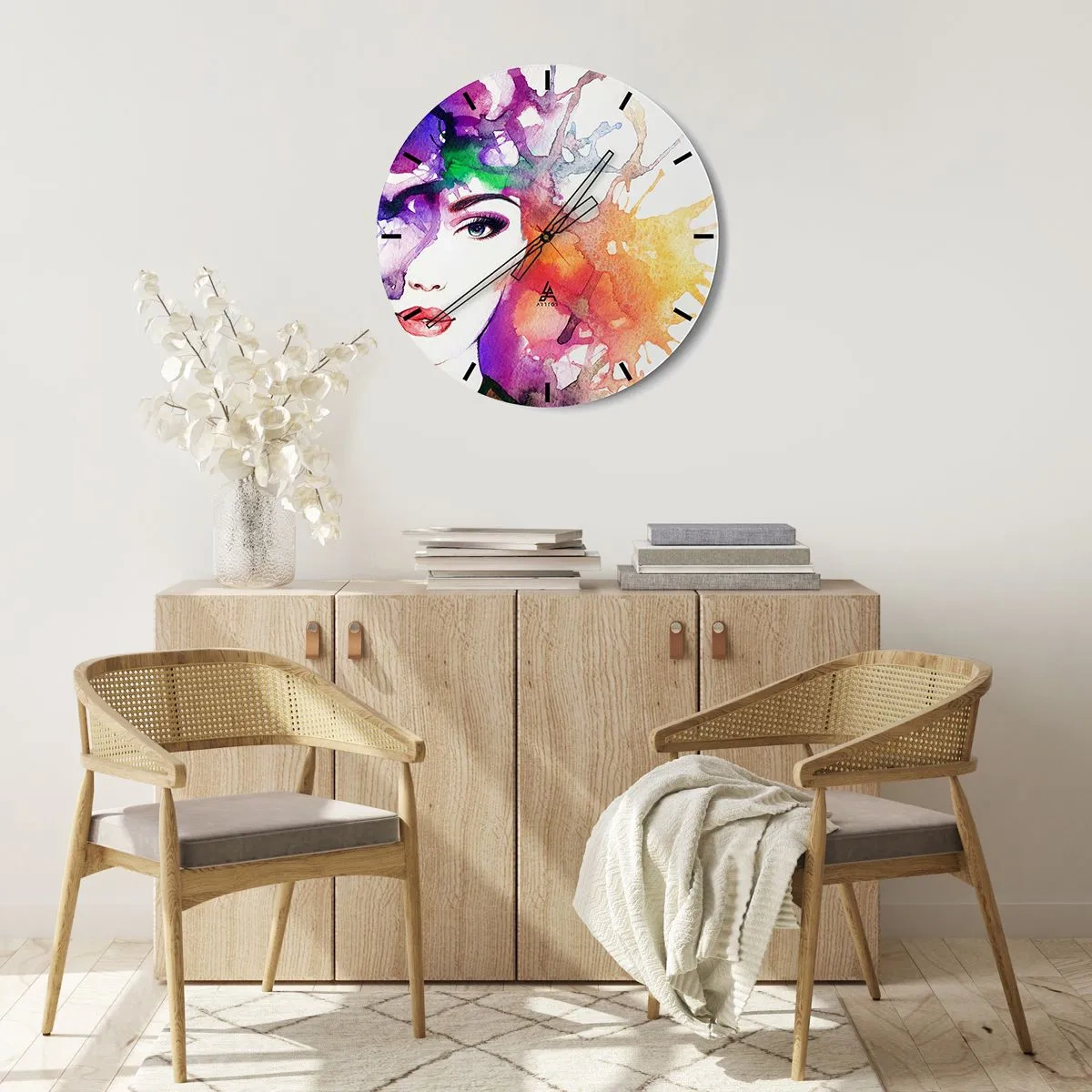 Reloj de pared - Reloj de vidrio - Rostro de mujer abstracto rodeado de manchas de colores. - 30x30cm - Con la cabeza en las nubes - Decoración de pared moderna para salón, cocina y dormitorio ARTTOR
