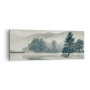 Cuadro sobre lienzo - Impresión de Imagen - Un pintoresco lago con un banco y niebla al fondo. - 140x50cm - El lago sigue durmiendo - Decoración de pared moderna para salón y dormitorio ARTTOR